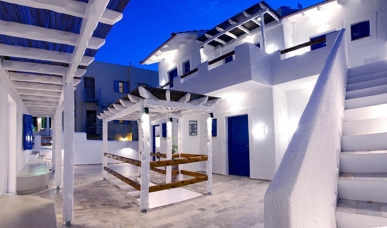 La Playa Boutique Apartments Миртеа Экстерьер фото